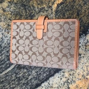 NWOT! Authentic Vintage Signature Coach Address Book Tan Leather